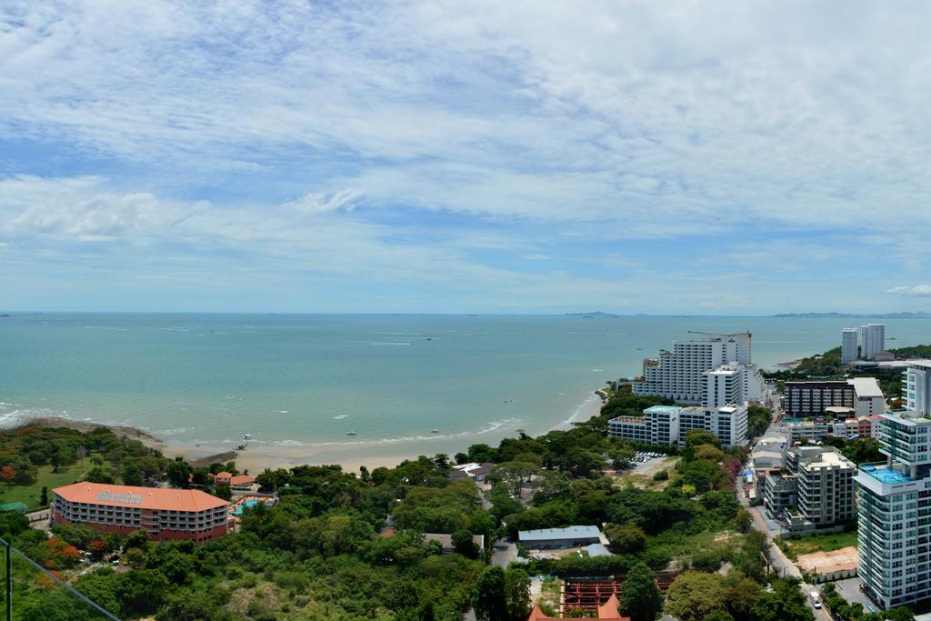 Peak Towers Condominium Pattaya Bagian luar foto