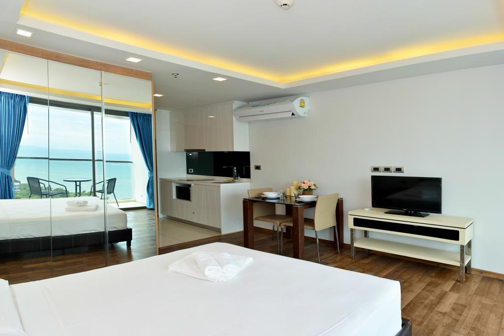 Peak Towers Condominium Pattaya Bagian luar foto