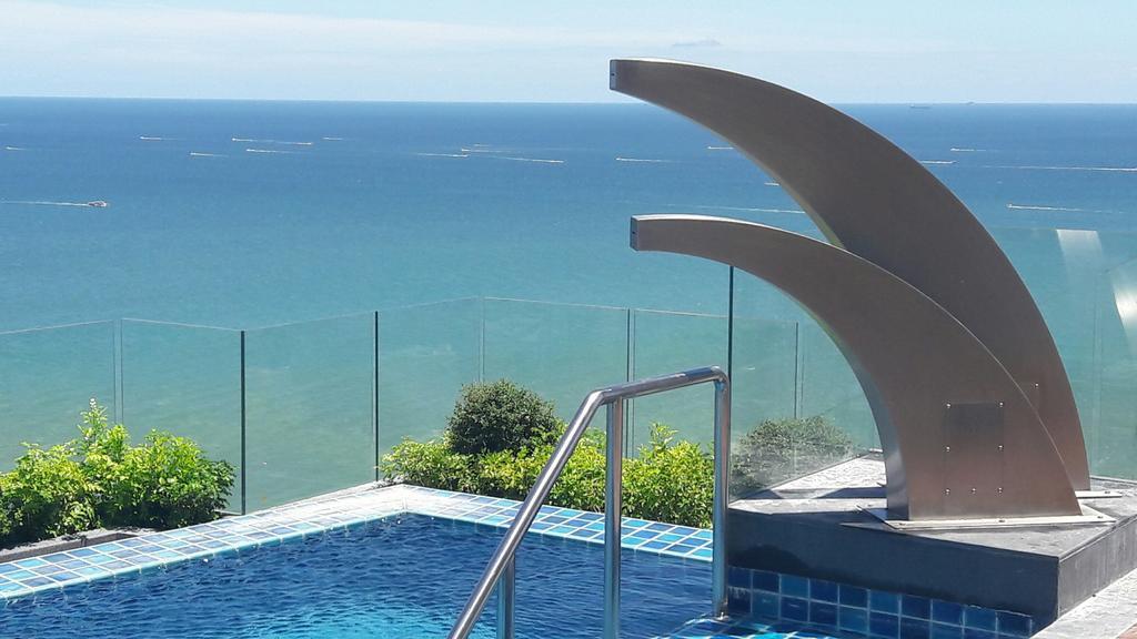 Peak Towers Condominium Pattaya Bagian luar foto