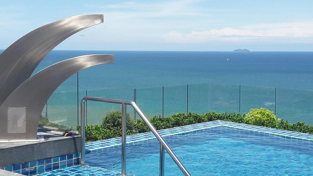 Peak Towers Condominium Pattaya Bagian luar foto