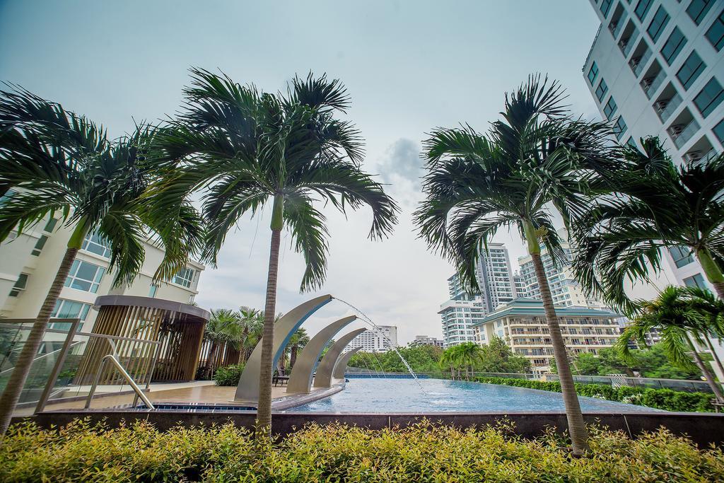 Peak Towers Condominium Pattaya Bagian luar foto