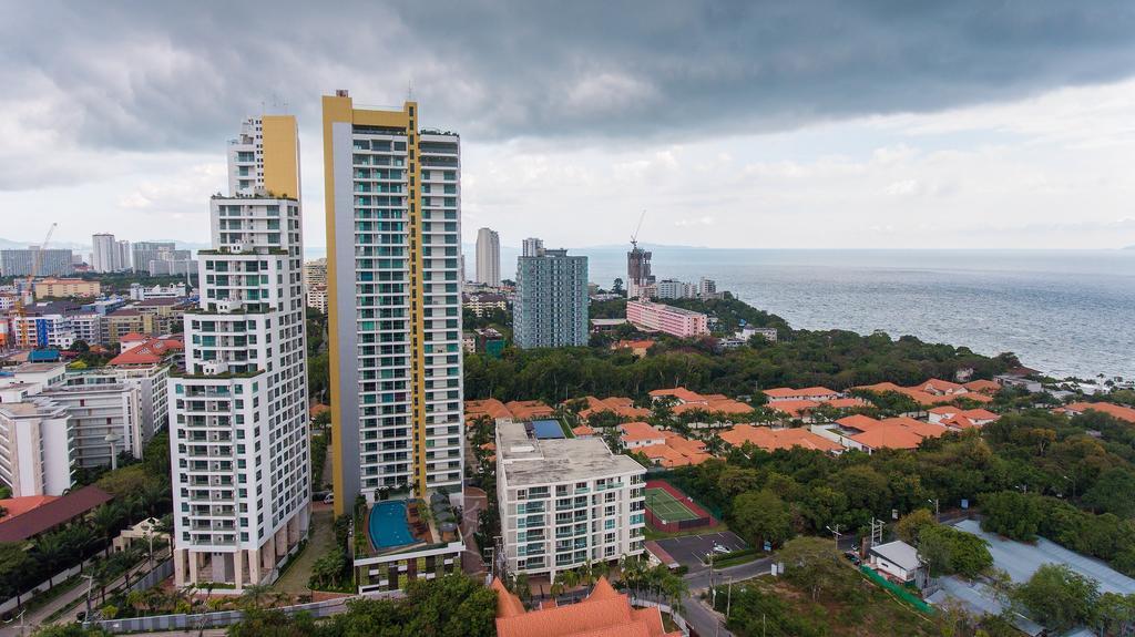 Peak Towers Condominium Pattaya Bagian luar foto